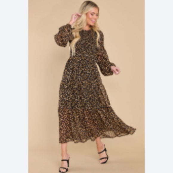 Mink Pink Mira Shirred Midi Dress XS - Picture 1 of 11